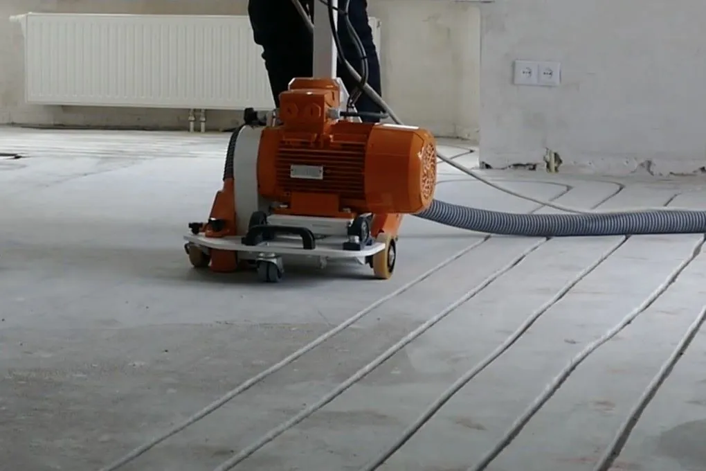Vloerverwarming infrezen in gips: een lage hoogte oplossing