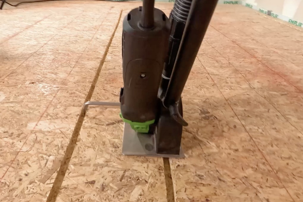 Vloerverwarming infrezen in OSB